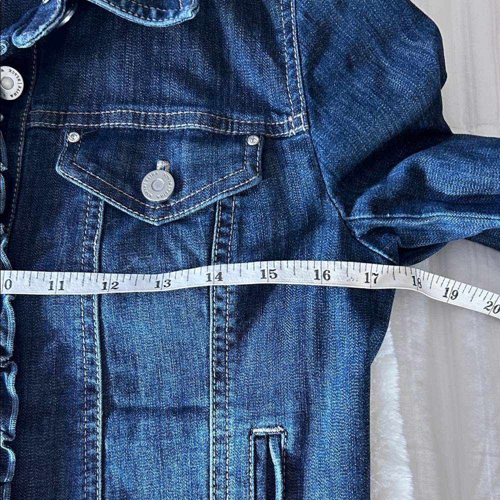 White House Black Market Women's Denim Jacket Fitted Silhouette Size 6 - Picture 8 of 10